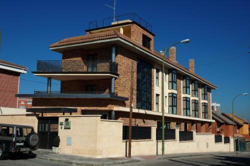 Hostal Los Coronales Madrid Ngoại thất bức ảnh